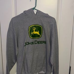 Gray John Deere hoodie. Size Large. Great condition. Brand-Gildan